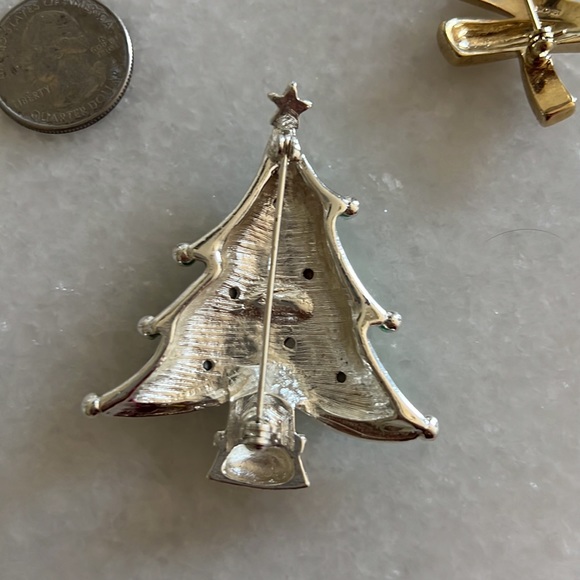 Two Christmas brooches - Picture 5 of 5